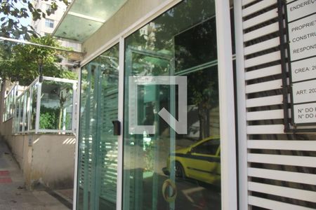 Apartamento à venda com 72m², 2 quartos e 1 vagaEntrada