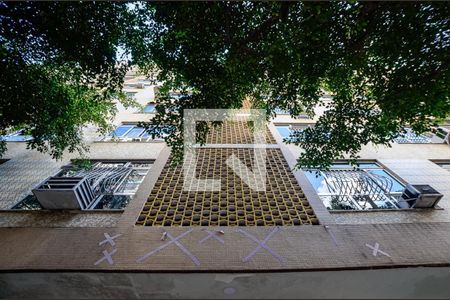 Apartamento para alugar com 130m², 3 quartos e 1 vaga Apartamento para alugar com 130m², 3 quartos e 1 vagaFachada