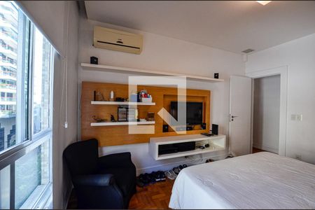 Apartamento para alugar com 130m², 3 quartos e 1 vaga Apartamento para alugar com 130m², 3 quartos e 1 vagaQuarto