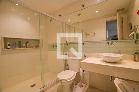 Apartamento para alugar com 130m², 3 quartos e 1 vaga Apartamento para alugar com 130m², 3 quartos e 1 vagaBanheiro Social