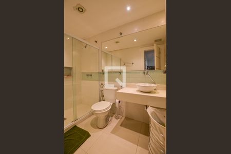 Apartamento para alugar com 130m², 3 quartos e 1 vaga Apartamento para alugar com 130m², 3 quartos e 1 vagaBanheiro Social