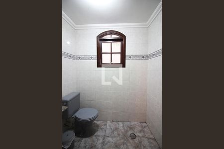 Casa à venda com 240m², 3 quartos e 6 vagasLavabo 