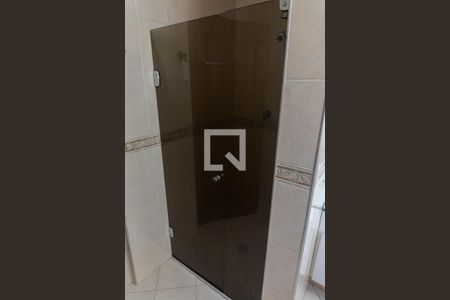 Apartamento à venda com 367m², 5 quartos e 3 vagas Apartamento à venda com 367m², 5 quartos e 3 vagasBanheiro da Suíte 2