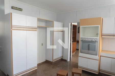 Apartamento à venda com 367m², 5 quartos e 3 vagas Apartamento à venda com 367m², 5 quartos e 3 vagasCozinha