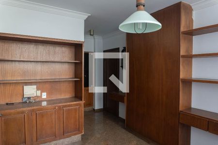 Apartamento à venda com 367m², 5 quartos e 3 vagas Apartamento à venda com 367m², 5 quartos e 3 vagasCozinha