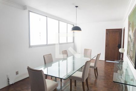 Apartamento à venda com 367m², 5 quartos e 3 vagas Apartamento à venda com 367m², 5 quartos e 3 vagasSala de Jantar