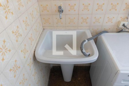 Apartamento à venda com 367m², 5 quartos e 3 vagas Apartamento à venda com 367m², 5 quartos e 3 vagasÁrea de Serviço