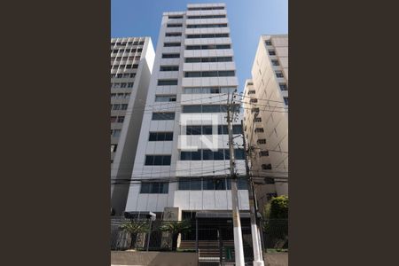 Apartamento à venda com 367m², 5 quartos e 3 vagas Apartamento à venda com 367m², 5 quartos e 3 vagasFachada