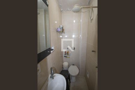 Apartamento à venda com 77m², 2 quartos e 1 vagaBanheiro de serviço