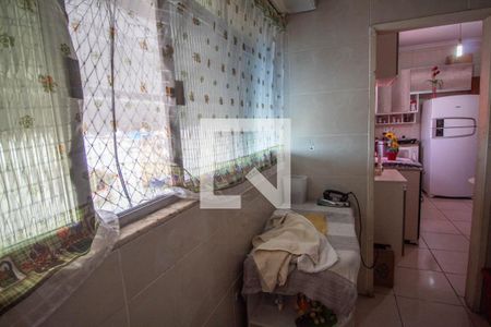 Apartamento à venda com 77m², 2 quartos e 1 vagaÁrea de Serviço