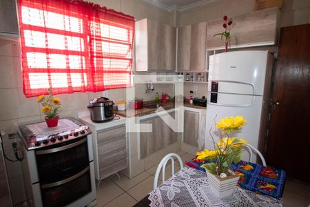 Apartamento à venda com 77m², 2 quartos e 1 vagaCozinha