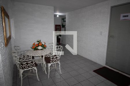 Apartamento à venda com 77m², 2 quartos e 1 vagaHall de entrada