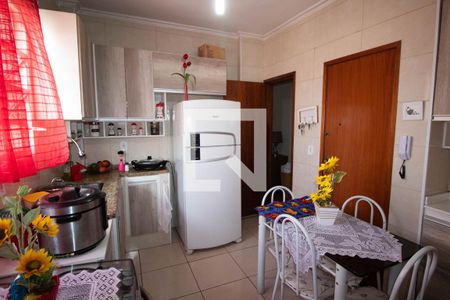 Apartamento à venda com 77m², 2 quartos e 1 vagaCozinha