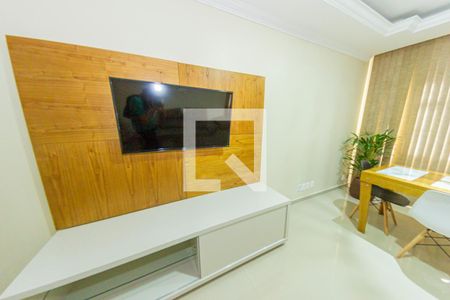 Sala de casa para alugar com 4 quartos, 800m² em Jardim Sulacap, Rio de Janeiro