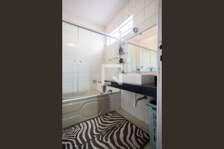 Casa à venda com 120m², 3 quartos e 3 vagasBanheiro da Suíte