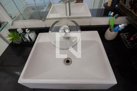 Casa à venda com 120m², 3 quartos e 3 vagasBanheiro da Suíte