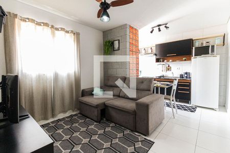 Sala de apartamento para alugar com 1 quarto, 37m² em Itaquera, São Paulo