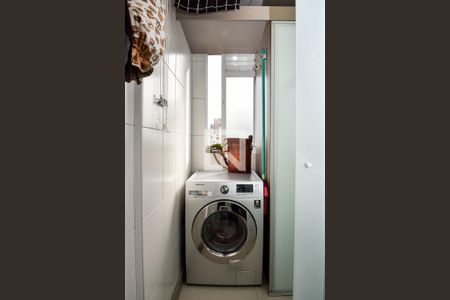 Apartamento para alugar com 66m², 2 quartos e 2 vagasÁrea de Serviço