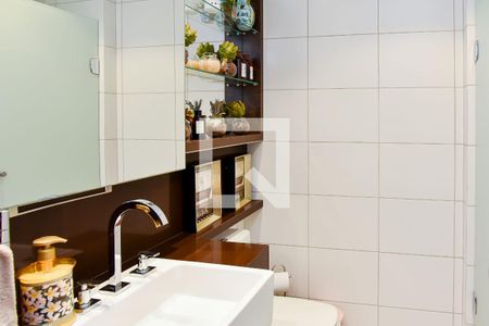Apartamento para alugar com 66m², 2 quartos e 2 vagasBanheiro Social