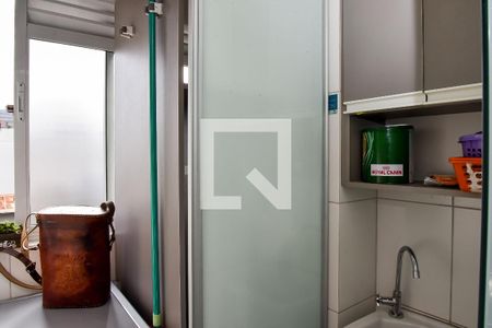 Apartamento para alugar com 66m², 2 quartos e 2 vagasÁrea de Serviço