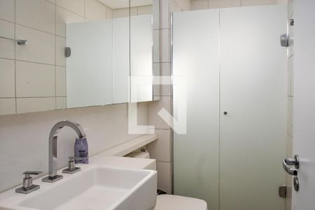 Apartamento para alugar com 66m², 2 quartos e 2 vagasBanheiro da Suíte