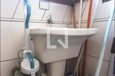 Apartamento à venda com 74m², 2 quartos e 2 vagas Apartamento à venda com 74m², 2 quartos e 2 vagasÁrea de serviço