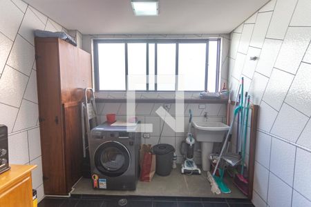 Apartamento à venda com 74m², 2 quartos e 2 vagas Apartamento à venda com 74m², 2 quartos e 2 vagasÁrea de serviço