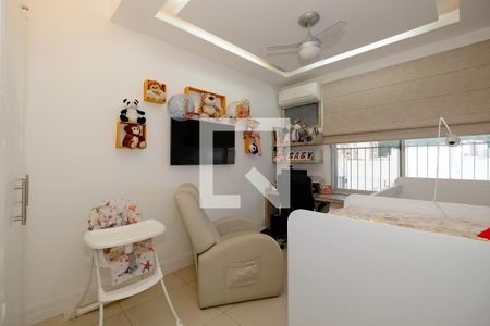 Apartamento à venda com 110m², 3 quartos e 2 vagas Apartamento à venda com 110m², 3 quartos e 2 vagasQuarto 2