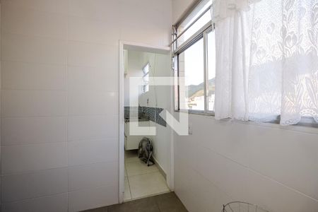 Apartamento à venda com 110m², 3 quartos e 2 vagas Apartamento à venda com 110m², 3 quartos e 2 vagasÁrea de Serviço