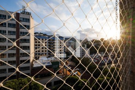 Apartamento à venda com 110m², 3 quartos e 2 vagas Apartamento à venda com 110m², 3 quartos e 2 vagasVista