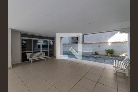 Apartamento à venda com 110m², 3 quartos e 2 vagas Apartamento à venda com 110m², 3 quartos e 2 vagasÁrea comum - Salão de festas