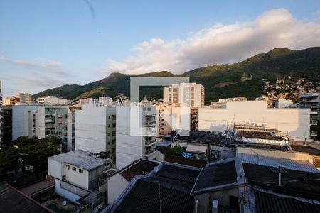 Apartamento à venda com 110m², 3 quartos e 2 vagas Apartamento à venda com 110m², 3 quartos e 2 vagasVista