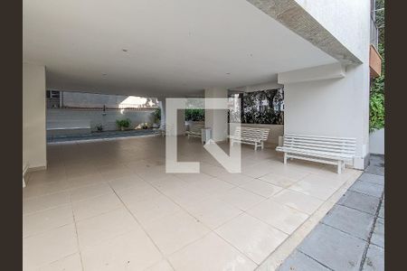 Apartamento à venda com 110m², 3 quartos e 2 vagas Apartamento à venda com 110m², 3 quartos e 2 vagasÁrea comum - Playground