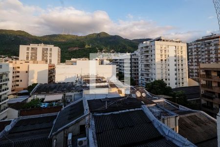 Apartamento à venda com 110m², 3 quartos e 2 vagas Apartamento à venda com 110m², 3 quartos e 2 vagasVista