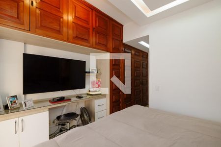 Apartamento à venda com 110m², 3 quartos e 2 vagas Apartamento à venda com 110m², 3 quartos e 2 vagasSuíte