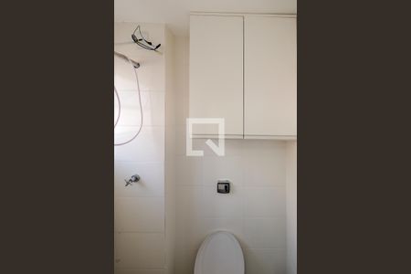 Apartamento à venda com 110m², 3 quartos e 2 vagas Apartamento à venda com 110m², 3 quartos e 2 vagasBanheiro de serviço