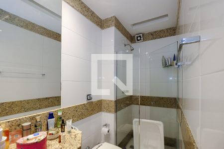 Apartamento à venda com 110m², 3 quartos e 2 vagas Apartamento à venda com 110m², 3 quartos e 2 vagasBanheiro da Suíte