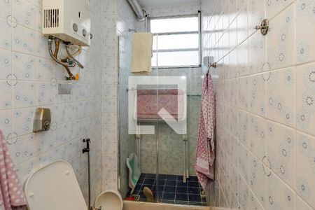 Apartamento à venda com 110m², 3 quartos e 2 vagas Apartamento à venda com 110m², 3 quartos e 2 vagasBanheiro Corredor