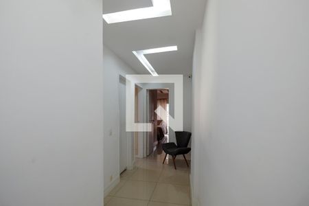 Corredor de apartamento à venda com 3 quartos, 110m² em Tijuca, Rio de Janeiro