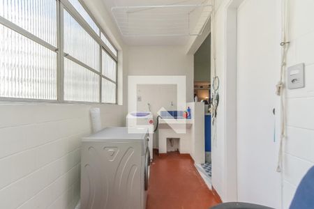 Apartamento para alugar com 165m², 3 quartos e 1 vagaÁrea de Serviço