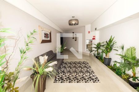 Apartamento para alugar com 80m², 2 quartos e 2 vagasHall social