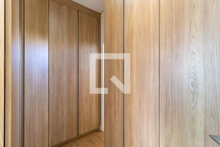 Casa de condomínio à venda com 200m², 3 quartos e 4 vagasQuarto da suíte 1 - Closet