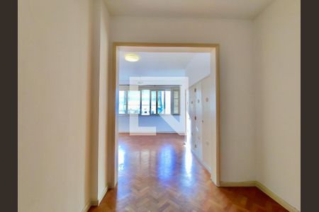 Sala de kitnet/studio para alugar com 1 quarto, 56m² em Copacabana, Rio de Janeiro