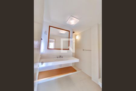 Studio para alugar com 56m², 1 quarto e sem vaga Studio para alugar com 56m², 1 quarto e sem vagaStudio banheiro