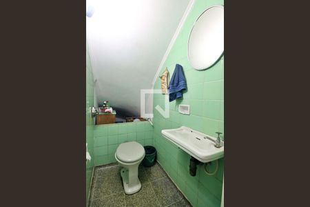 Casa à venda com 130m², 3 quartos e 1 vagaLavabo