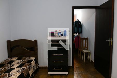 Casa à venda com 230m², 3 quartos e 2 vagas Casa à venda com 230m², 3 quartos e 2 vagasQuarto 2