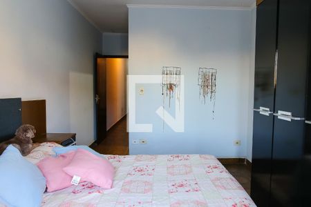 Casa à venda com 230m², 3 quartos e 2 vagas Casa à venda com 230m², 3 quartos e 2 vagasSuite