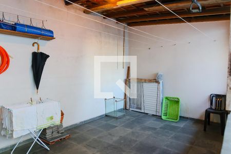 Casa à venda com 230m², 3 quartos e 2 vagas Casa à venda com 230m², 3 quartos e 2 vagasEdicula