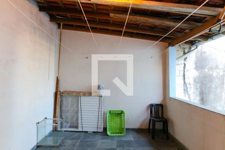 Casa à venda com 230m², 3 quartos e 2 vagas Casa à venda com 230m², 3 quartos e 2 vagasEdicula