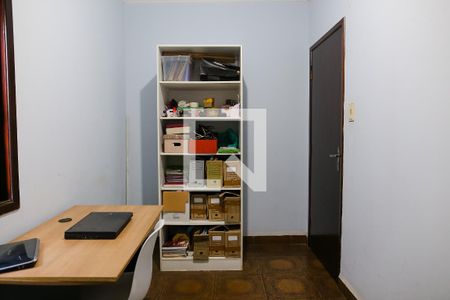 Casa à venda com 230m², 3 quartos e 2 vagas Casa à venda com 230m², 3 quartos e 2 vagasQuarto 3